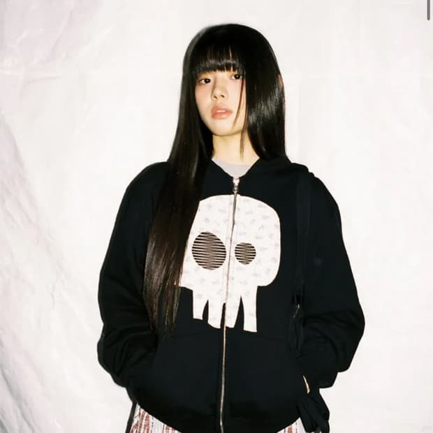 웹하우스 카와이 스컬 데미지 후디 집업 블랙