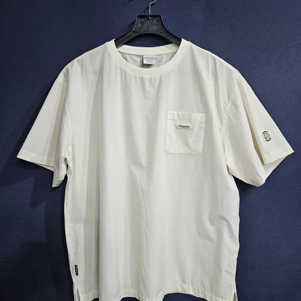 디스커버리 아이보리 남성 110~115 반팔티 