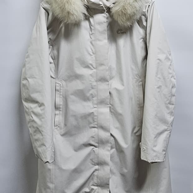 네파 아르테 고어텍스 구스패딩 100