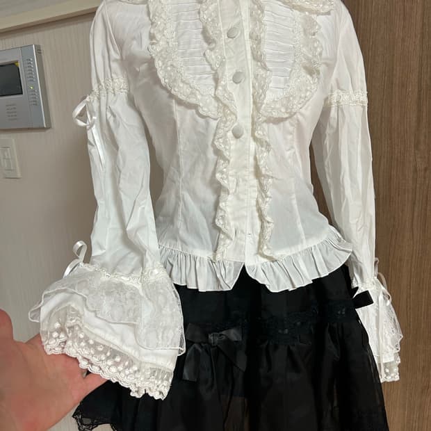Bodyline 바디라인 화이트 고스 고딕 공겜 고스로리 블라우스