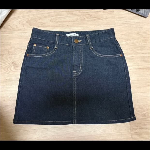 로엠 스판 데님 숏 스커트 26 S 치마 거의새상품