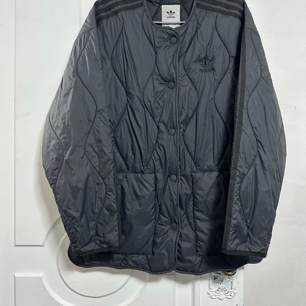 아디다스 퀄티드 라이너