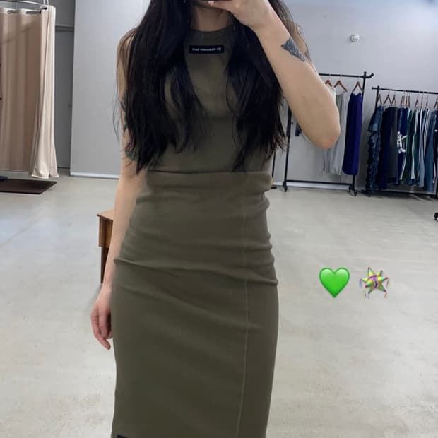 더미스테리어스호텔 홀터넥 원피스