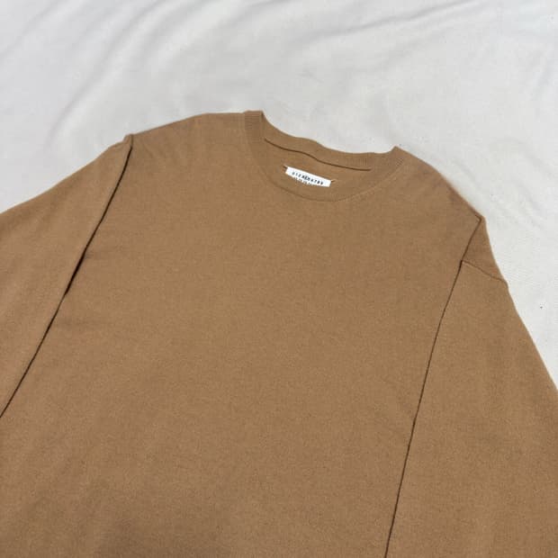 M 메종마르지엘라 베이지 코튼 니트 