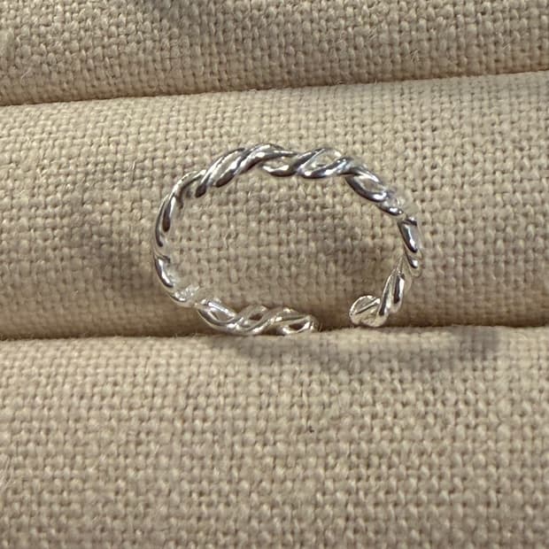 새상품 여성 오픈링 꽈베기 반지 은반지 실버링