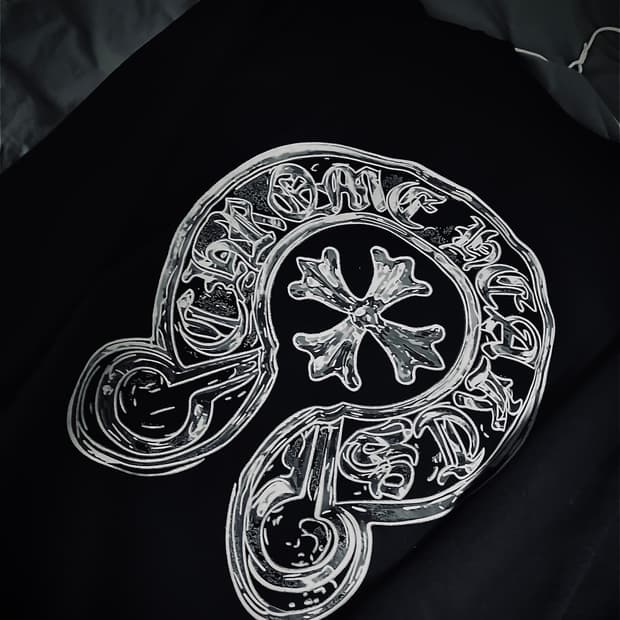 크롬하츠 홀스슈 맨투맨 블랙 L