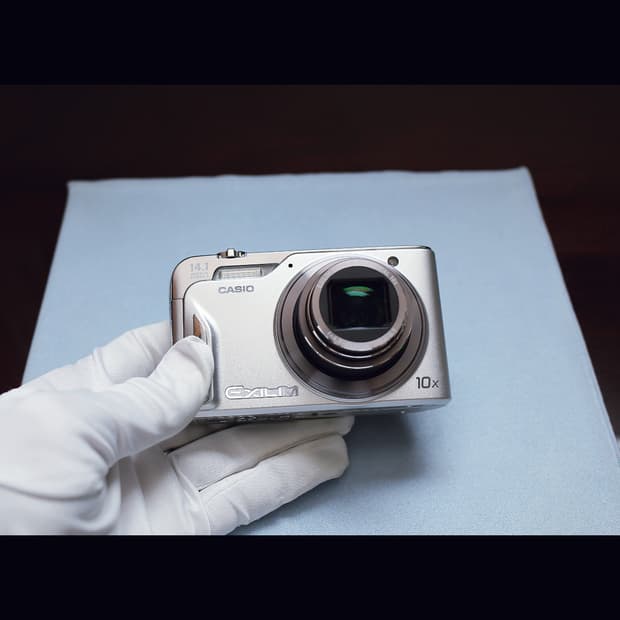 레어<민트급><츄 디카> 카시오 엑슬림 H15 실버 빈티지 디카