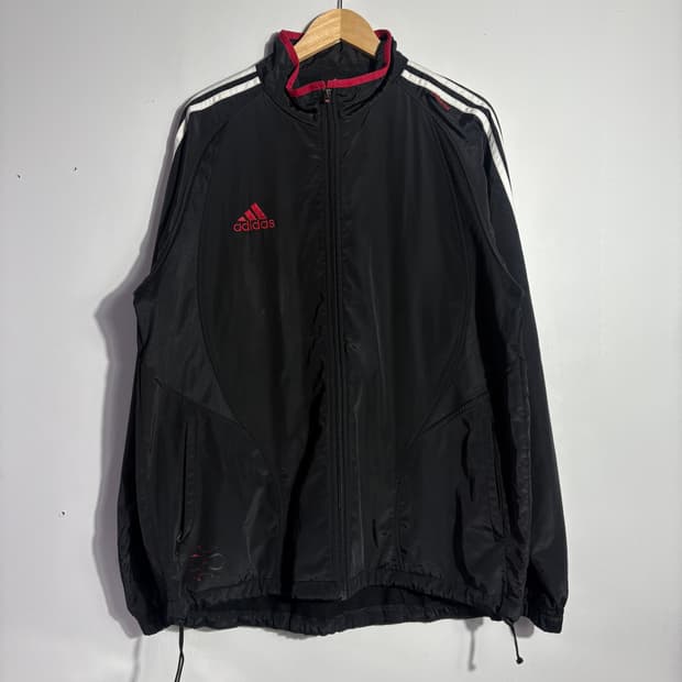 아디다스 삼선 바람막이 자켓 블랙 (무료배송)