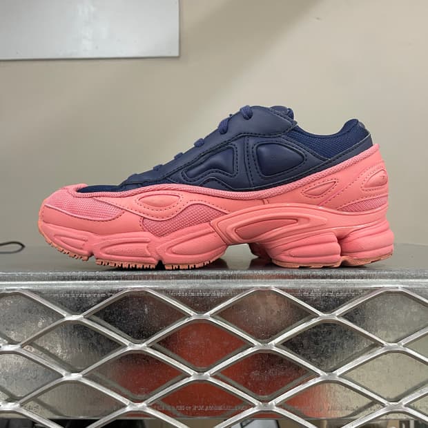 아디다스X라프시몬스 오즈위고 터치로즈 235 (gr-4453)