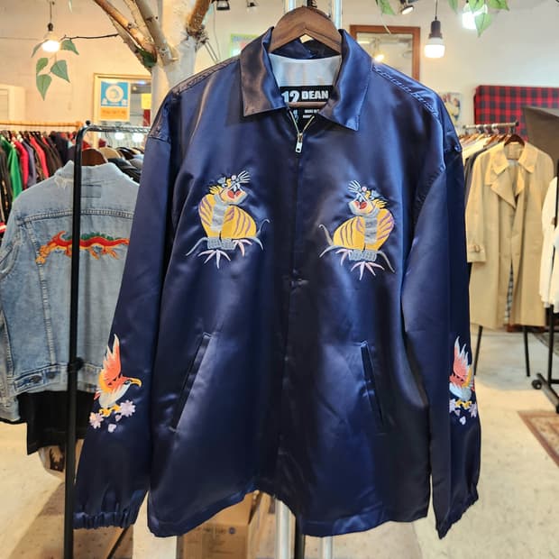 12DEAN 블랙라벨 타이거 자수 네이비 스카잔