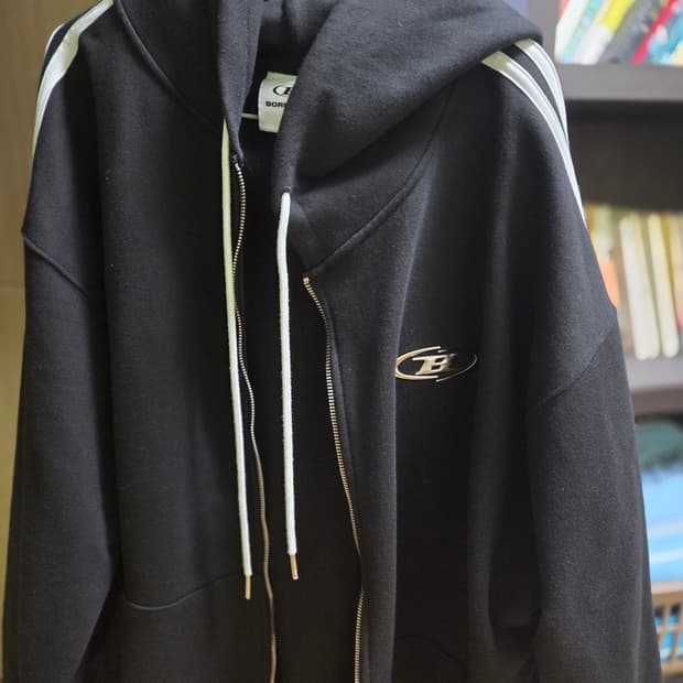 본투윈 트랙 후드집업 2사이즈 