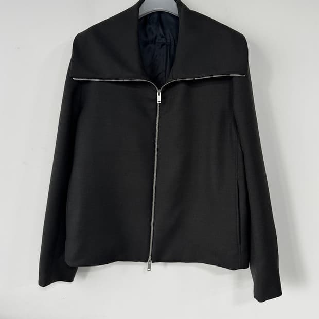 코스 COS 하이 칼라 집업 자켓