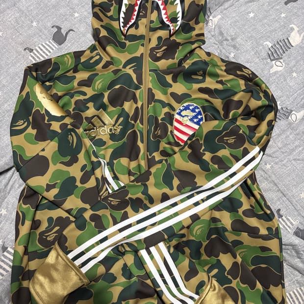 베이프 아디다스 녹계 샤크 풀 집업 져지 2xl