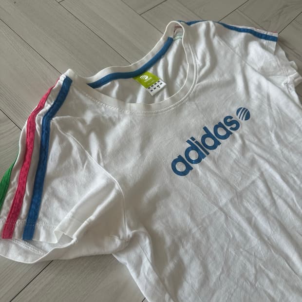 네오 라벨 아디다스 반팔티 일본 빈티지 neo label adidas