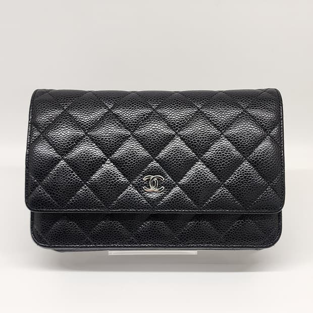 샤넬 WOC 캐비어 클래식 은장 블랙 #25