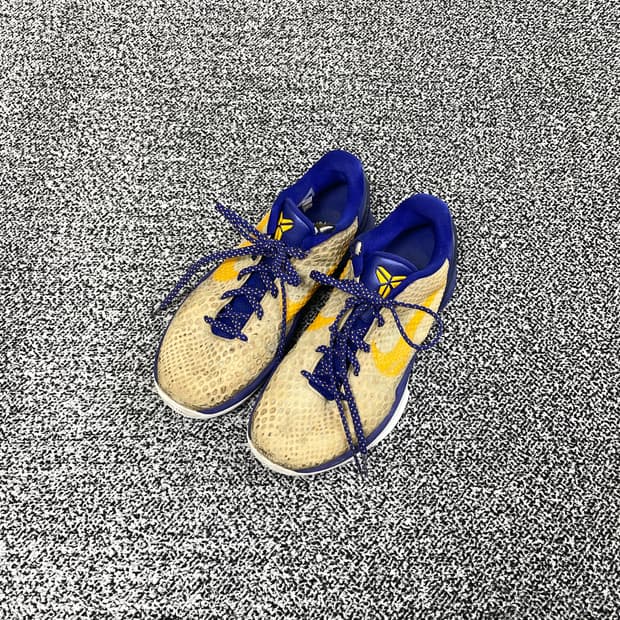 빈티지9. 나이키 붐 코비 6 레이커스 홈 스니커즈 농구화 운동화