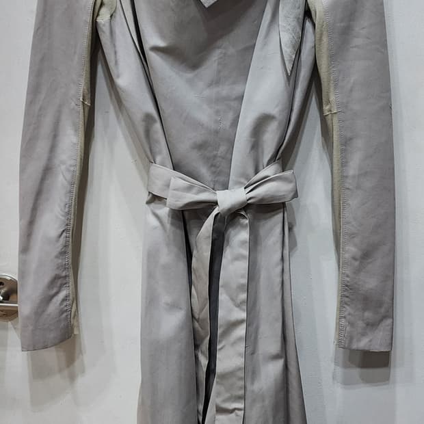 릭오웬스 실크 트렌치코트 40사이즈