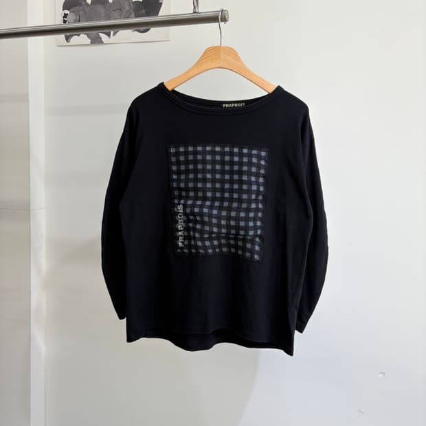 FRAPBOIS 긴팔티셔츠