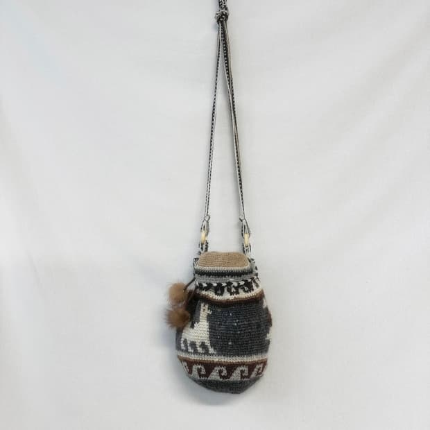 울 노르딕 패턴 니트 크로스 백