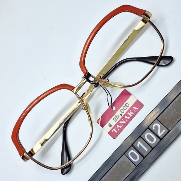 프랑스제 빈티지 데드스톡 미사용/LAMY CORINNE 하금테 금장 안경