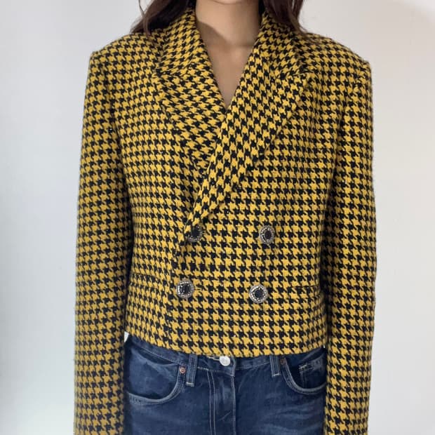 에고이스트 하운드 더블버튼 크롭자켓