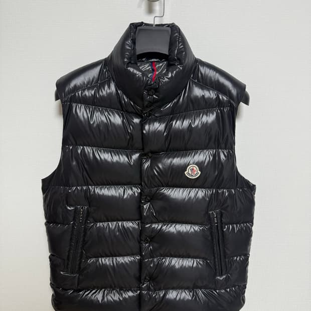 몽클레어 ttib 티브 조끼패딩 블랙 2사이즈