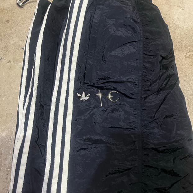 떠그클럽 아디다스 트랙 팬츠 xl