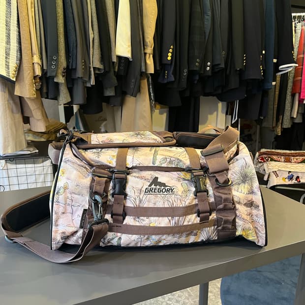 그레고리 X 잭 언루 더플백