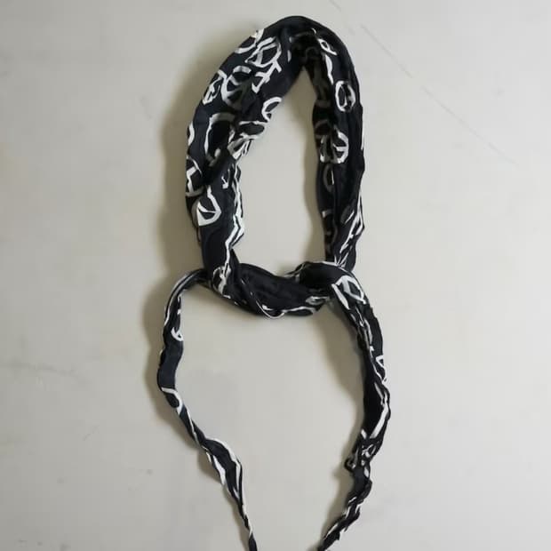 캐피탈 피스 워셔실크 스카프