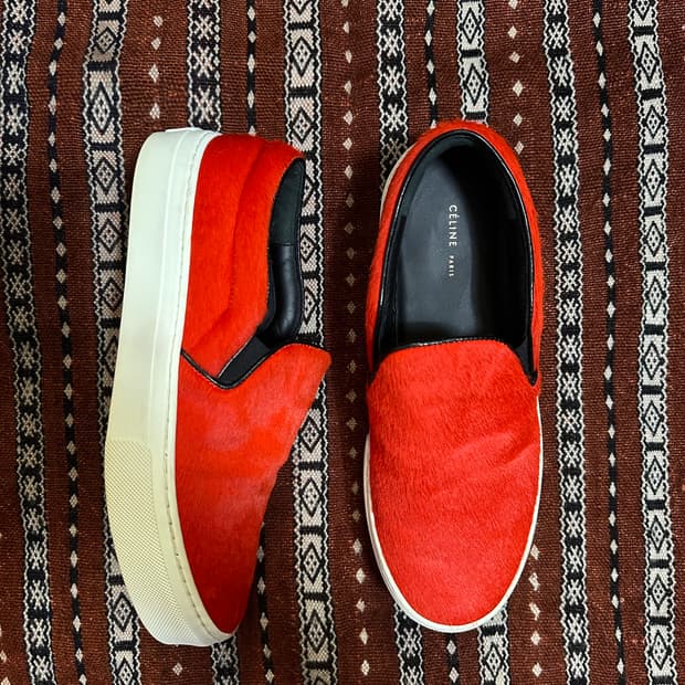 셀린느 레드 송치 슬립온 35 / 225