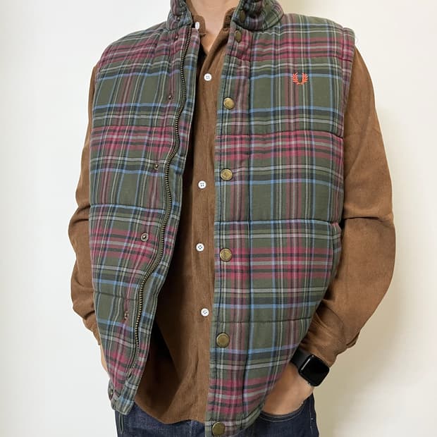 프레드페리 패딩 조끼