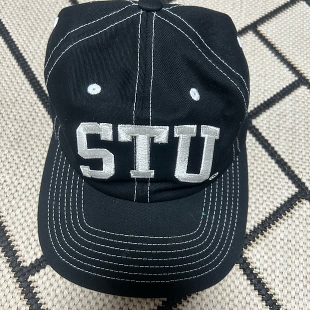 스투시 미드뎁스 스트랩백 캡