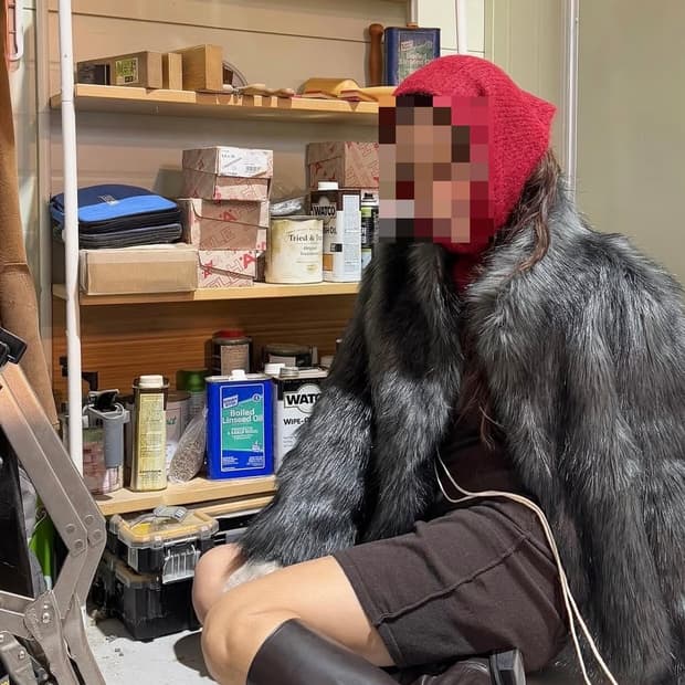 스튜디오테이블 퍼