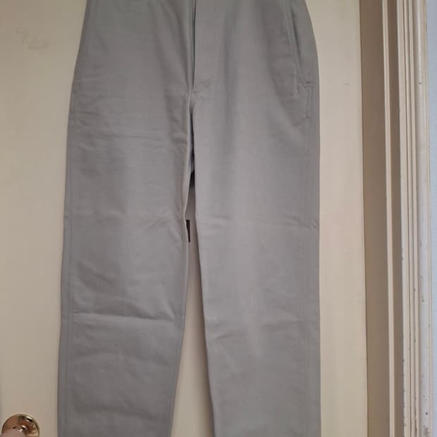 [3] 브라운야드 에센셜 치노 스톤