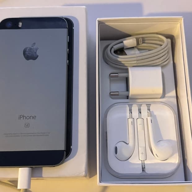 무음 아이폰 se1 스페이스그레이 32기가 풀박스