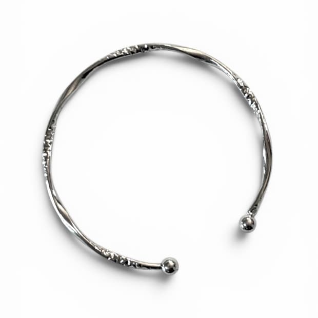 Twist Wave Bangle