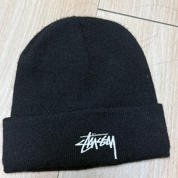 스투시 아워레가시 비니