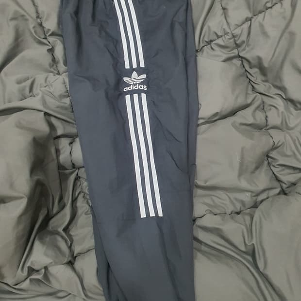 아디다스 락업 트랙팬츠 