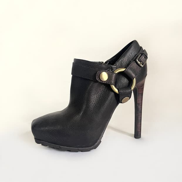 Guess 00s 하네스 가보시 킬 힐