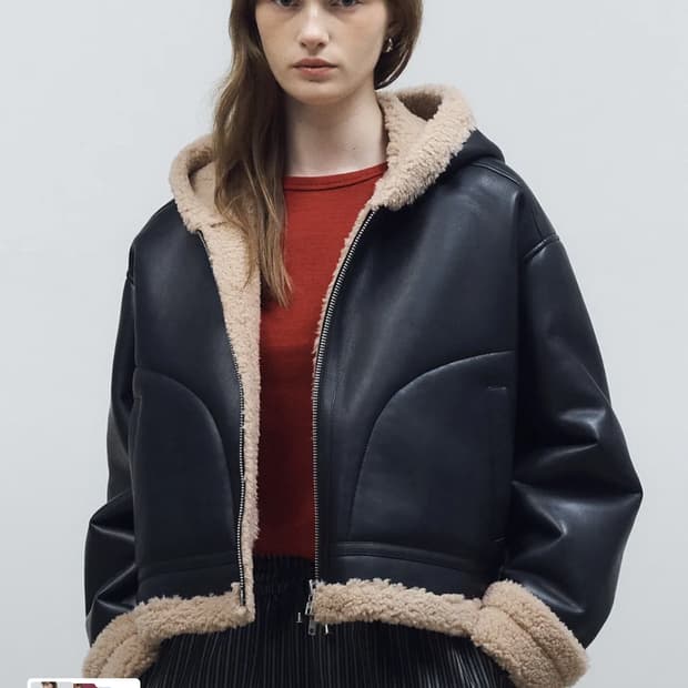 도프셉 오버핏크롭후드무스탕