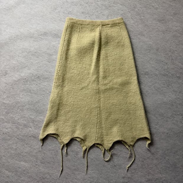 츠모리 치사토 스커트