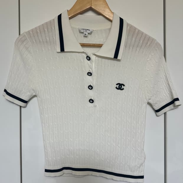 샤넬 화이트 반팔 니트 36사이즈 정품