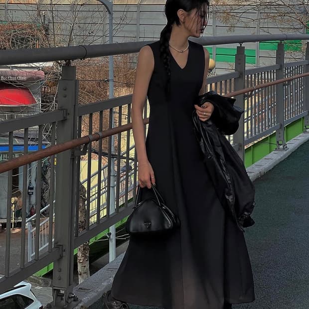 트리밍버드V-neck Flare Long One-piece