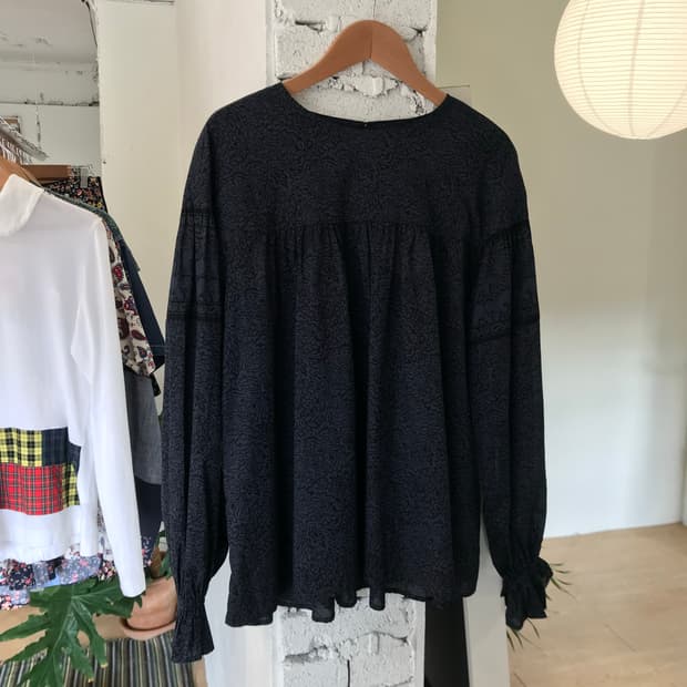 Anna sui X uniqlo pattern blouse