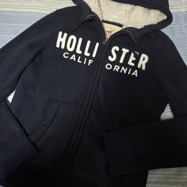 홀리스터 양털셰르파 네이비블랙 후드집업 S