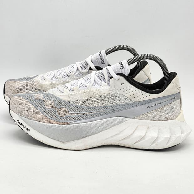  써코니 엔돌핀 프로 4 화이트 실버 (265) 