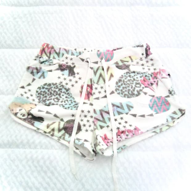 Hysteric Glamour Short