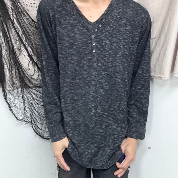 Minimal Mood over-Fit Sleeve