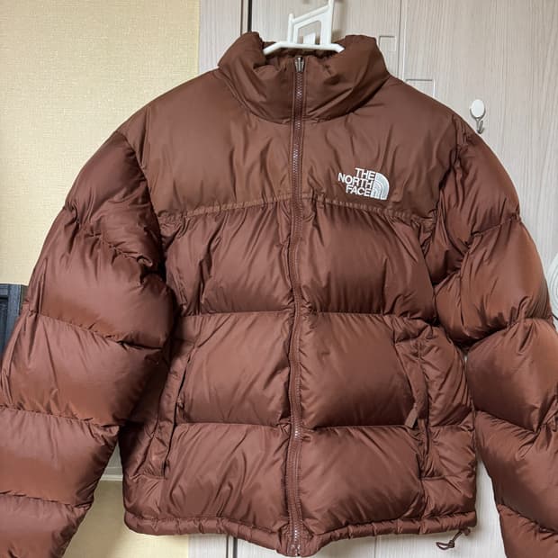 (해외판)노스페이스 눕시 다크오크 M