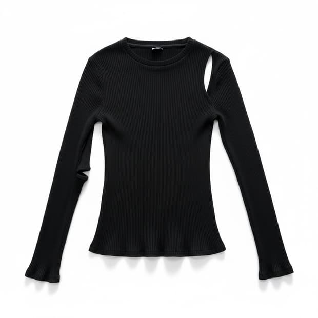 Kuho plus cut-out long sleeve t-shirt